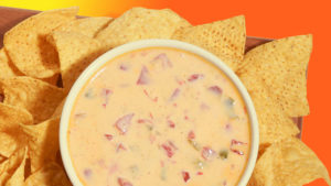 Read more about the article Monday Munchies: The Easiest Queso Dip
